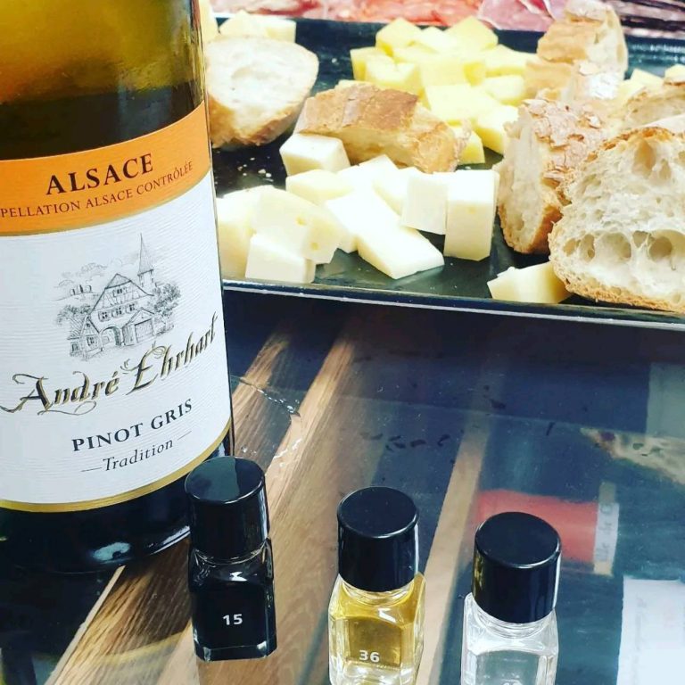 Cours de dégustation à domicile pour 2 personnes avec un professionnel les grands vins accompagnés des fromages Xavier
